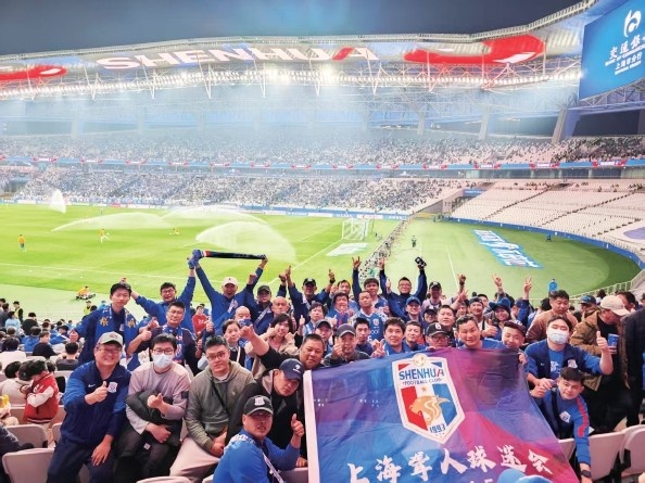 東體介紹上海聾人球迷會：最安靜的助威，最“響亮”的看臺