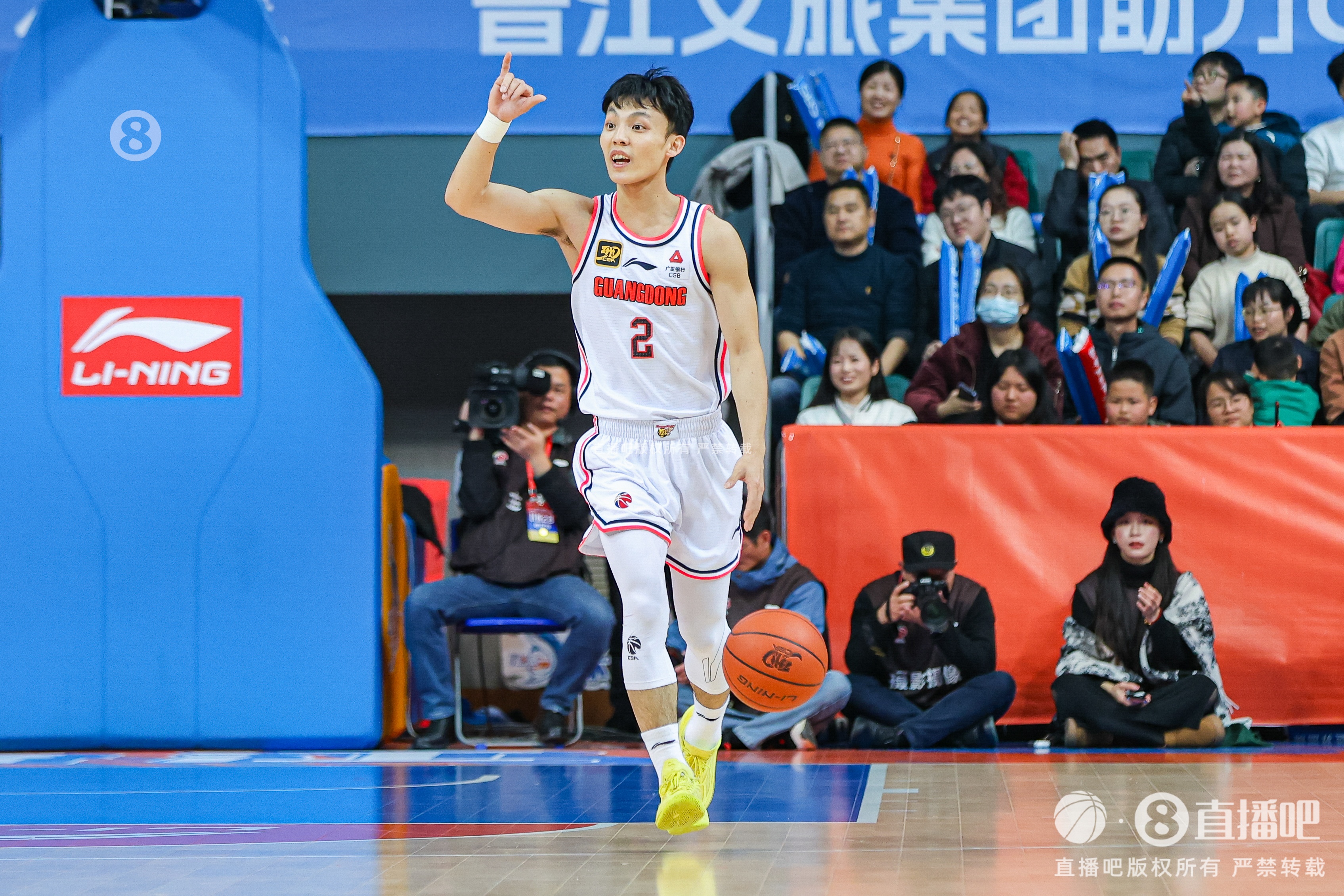 徐杰：不介意別人頻繁提我的身高 身高不是打籃球的唯一標(biāo)準